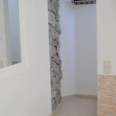 Kuca Na Plazi Preko