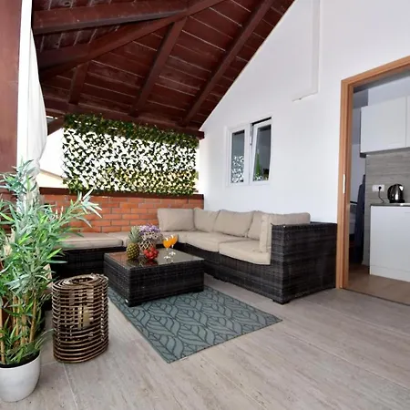 Kuca Na Plazi Apartman